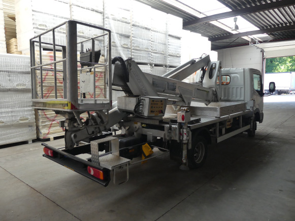 Camionnette nacelle Nissan Cabstar-Multitel MX 250 (2015-58.494 km) (VWASUFF24F5178387) - Автовишка: фото 3 Camionnette nacelle Nissan Cabstar-Multitel MX 250 (2015-58.494 km) (VWASUFF24F5178387) - Автовишка: фото 3