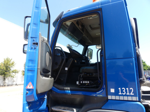 REF:1312 - Camion porte container Volvo FMFH E4 - Контейнеровоз/ Змінний кузов вантажівка: фото 5 REF:1312 - Camion porte container Volvo FMFH E4 - Контейнеровоз/ Змінний кузов вантажівка: фото 5