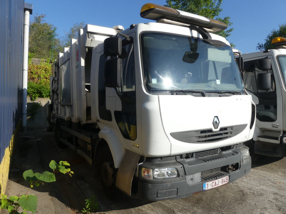 REF:1387 - Camion poubelle Renault Midlum 270DXI (2011-189.728 km) - Сміттєвози: фото 2 REF:1387 - Camion poubelle Renault Midlum 270DXI (2011-189.728 km) - Сміттєвози: фото 2
