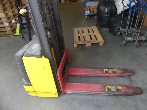 REF:Bâtiment A - Gerbeur Komatsu MWS 10-1R - Штабелер: фото 3 REF:Bâtiment A - Gerbeur Komatsu MWS 10-1R - Штабелер: фото 3