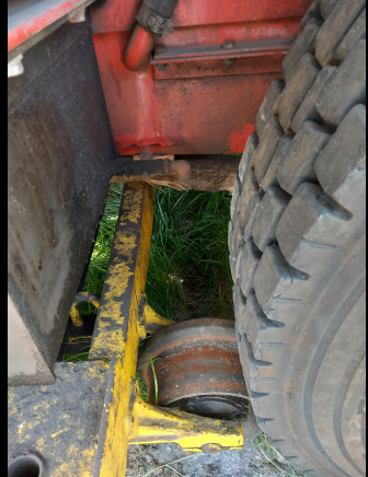 Tracteur CHARIOTRAC - Трактор: фото 4 Tracteur CHARIOTRAC - Трактор: фото 4