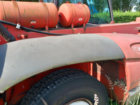 Tracteur CHARIOTRAC pour pièces - Трактор: фото 5 Tracteur CHARIOTRAC pour pièces - Трактор: фото 5