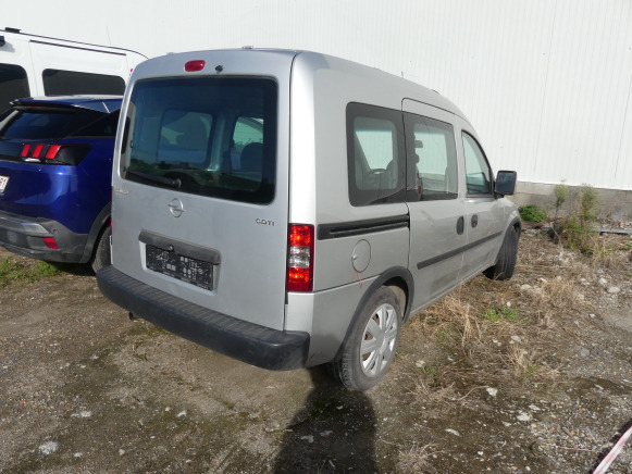 Voiture Opel Combo - Легковий автомобіль: фото 3 Voiture Opel Combo - Легковий автомобіль: фото 3