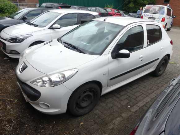 Voiture Peugeot 206+ (2010-119.445 km) - Легковий автомобіль: фото 2 Voiture Peugeot 206+ (2010-119.445 km) - Легковий автомобіль: фото 2