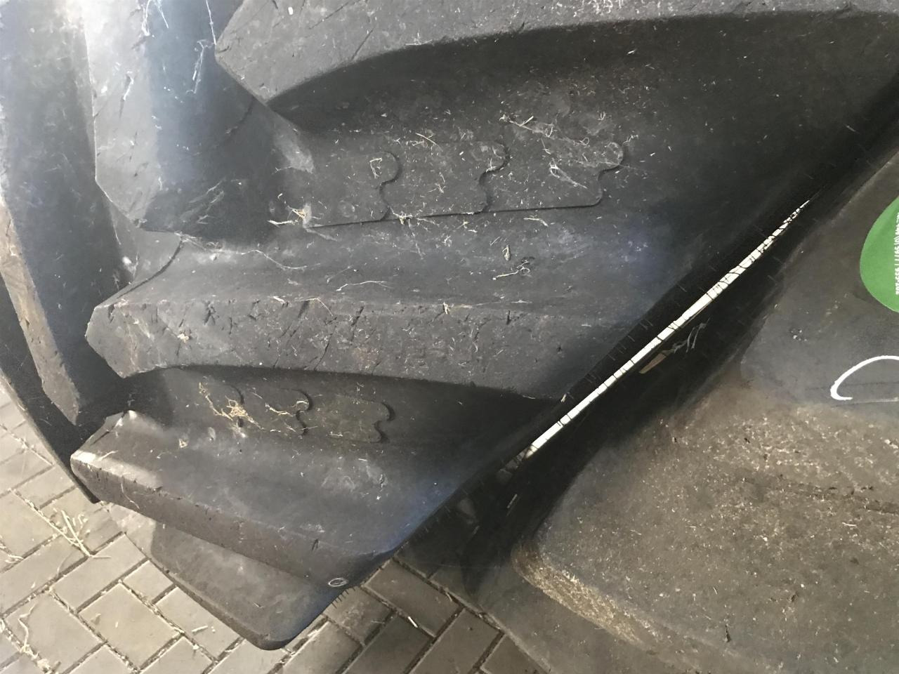 BKT 650/85R42 IF - Шина в категорії Сільськогосподарська техніка: фото 3 BKT 650/85R42 IF - Шина в категорії Сільськогосподарська техніка: фото 3