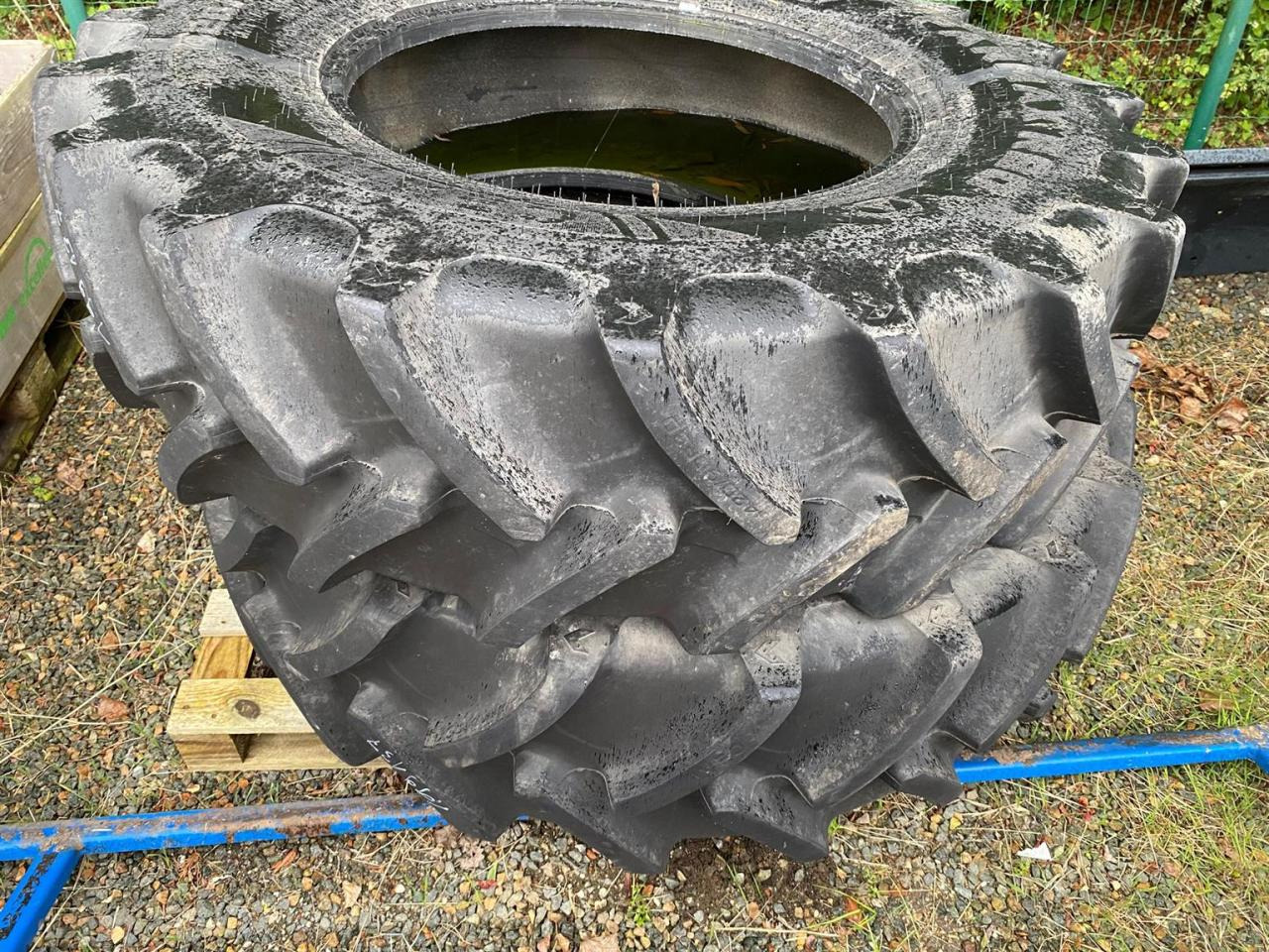 CEAT 420/90R30 - Шина в категорії Сільськогосподарська техніка: фото 2 CEAT 420/90R30 - Шина в категорії Сільськогосподарська техніка: фото 2