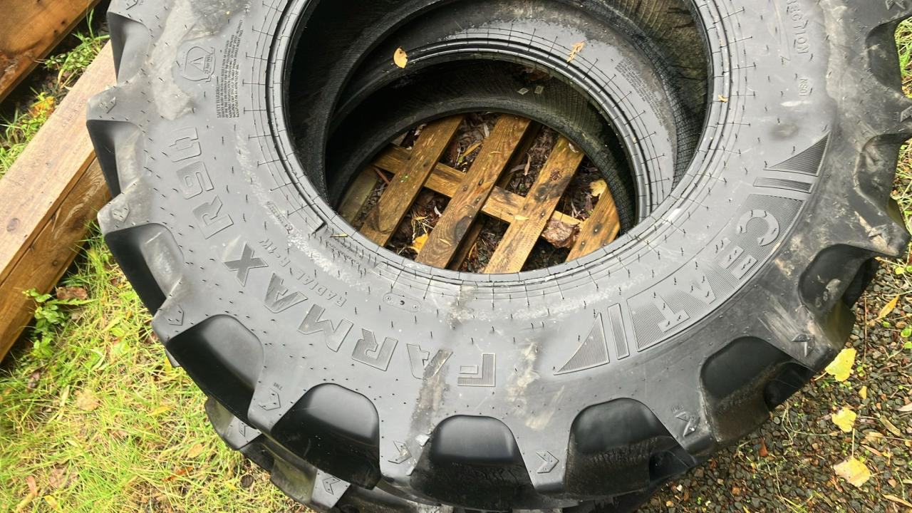 CEAT 420/90R30 - Шина в категорії Сільськогосподарська техніка: фото 4 CEAT 420/90R30 - Шина в категорії Сільськогосподарська техніка: фото 4
