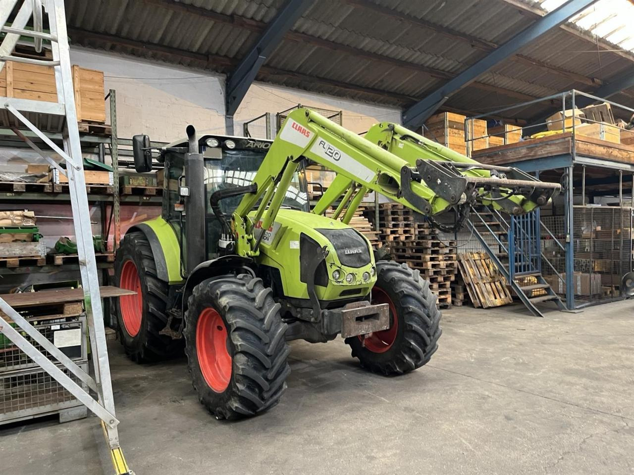CLAAS Arion 420 - Трактор: фото 2 CLAAS Arion 420 - Трактор: фото 2
