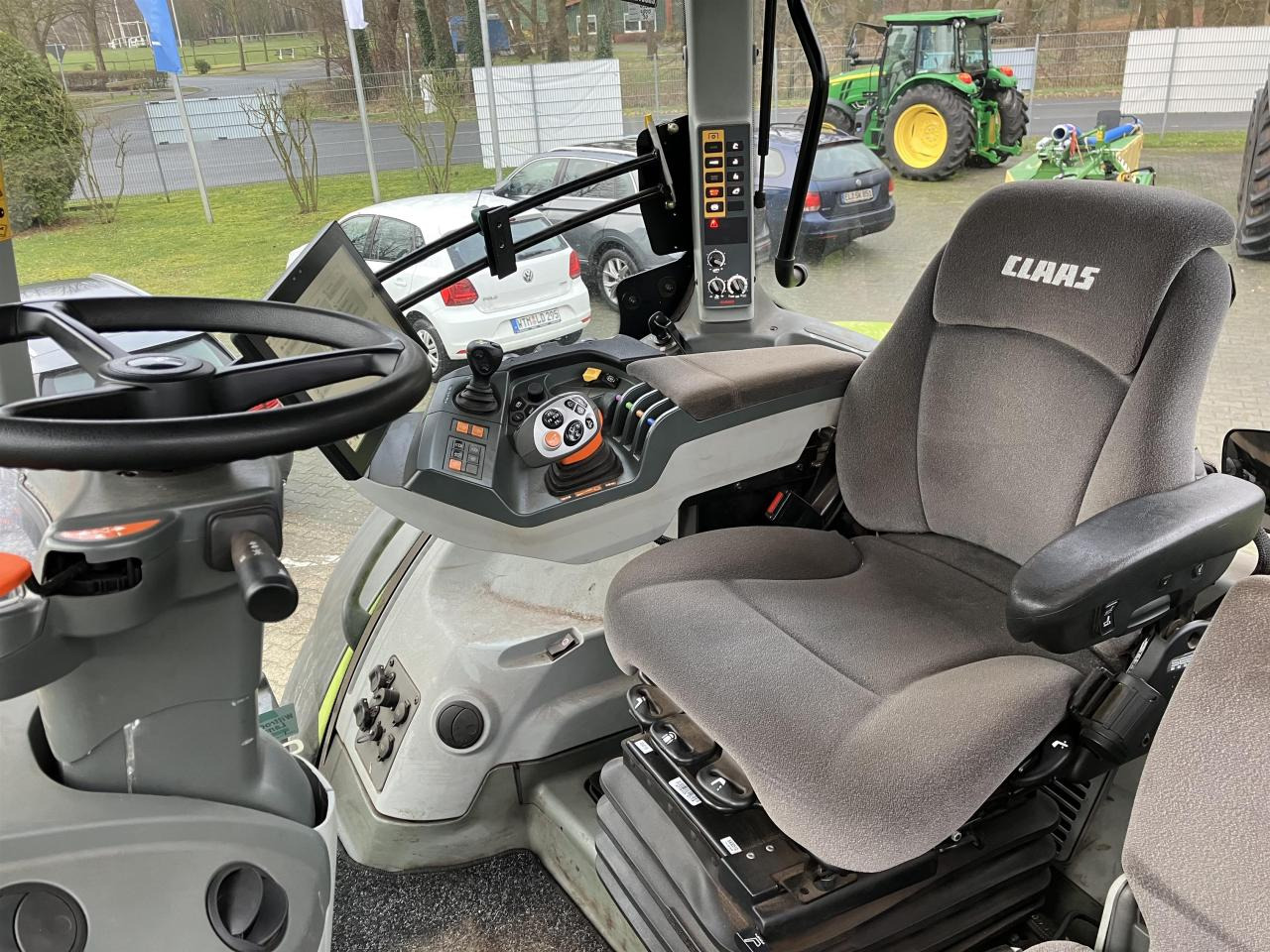 CLAAS Axion 930 - Трактор: фото 5 CLAAS Axion 930 - Трактор: фото 5