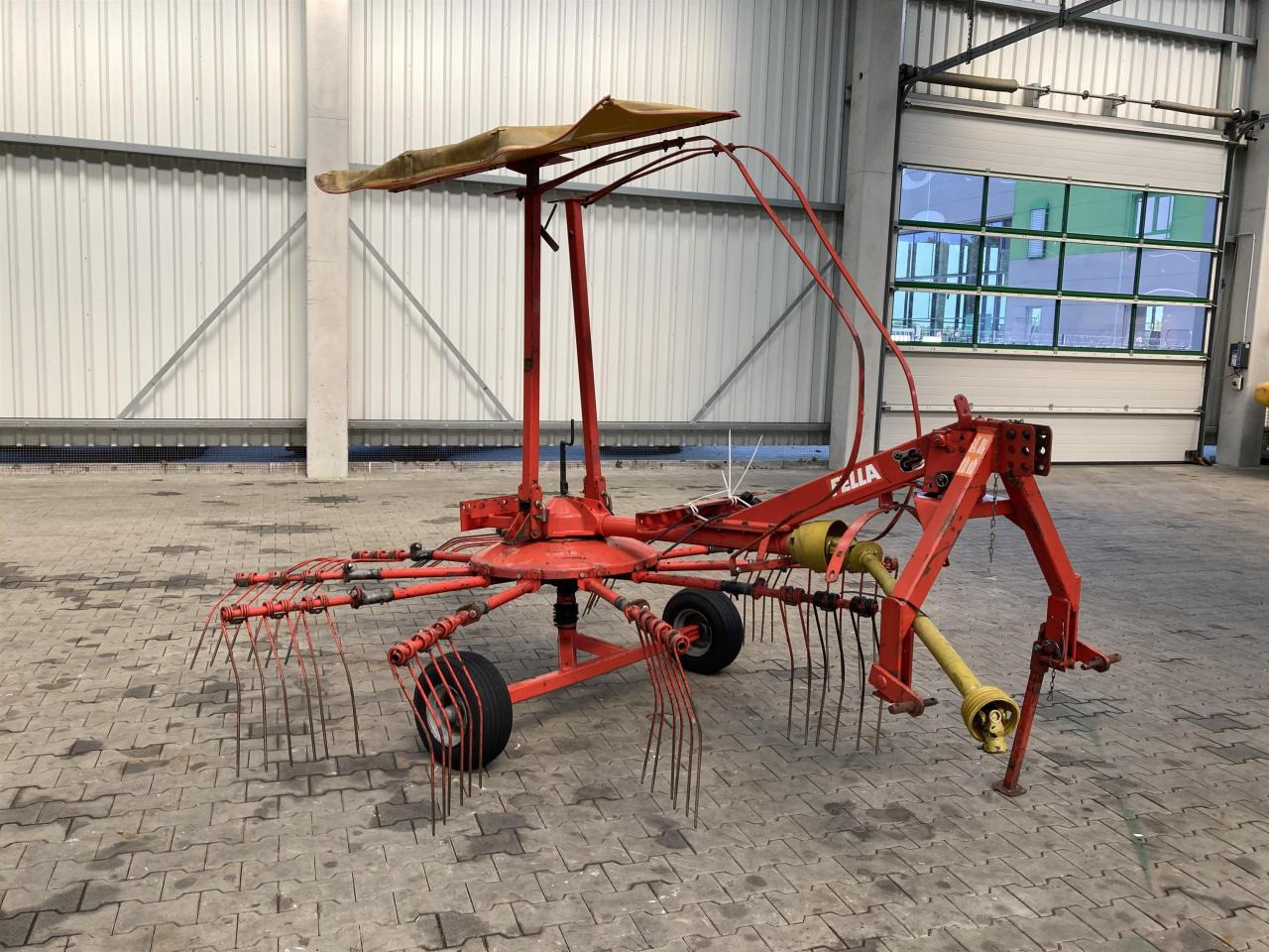 Fella TS 335 DN - Сіноворушилка: фото 1 Fella TS 335 DN - Сіноворушилка: фото 1