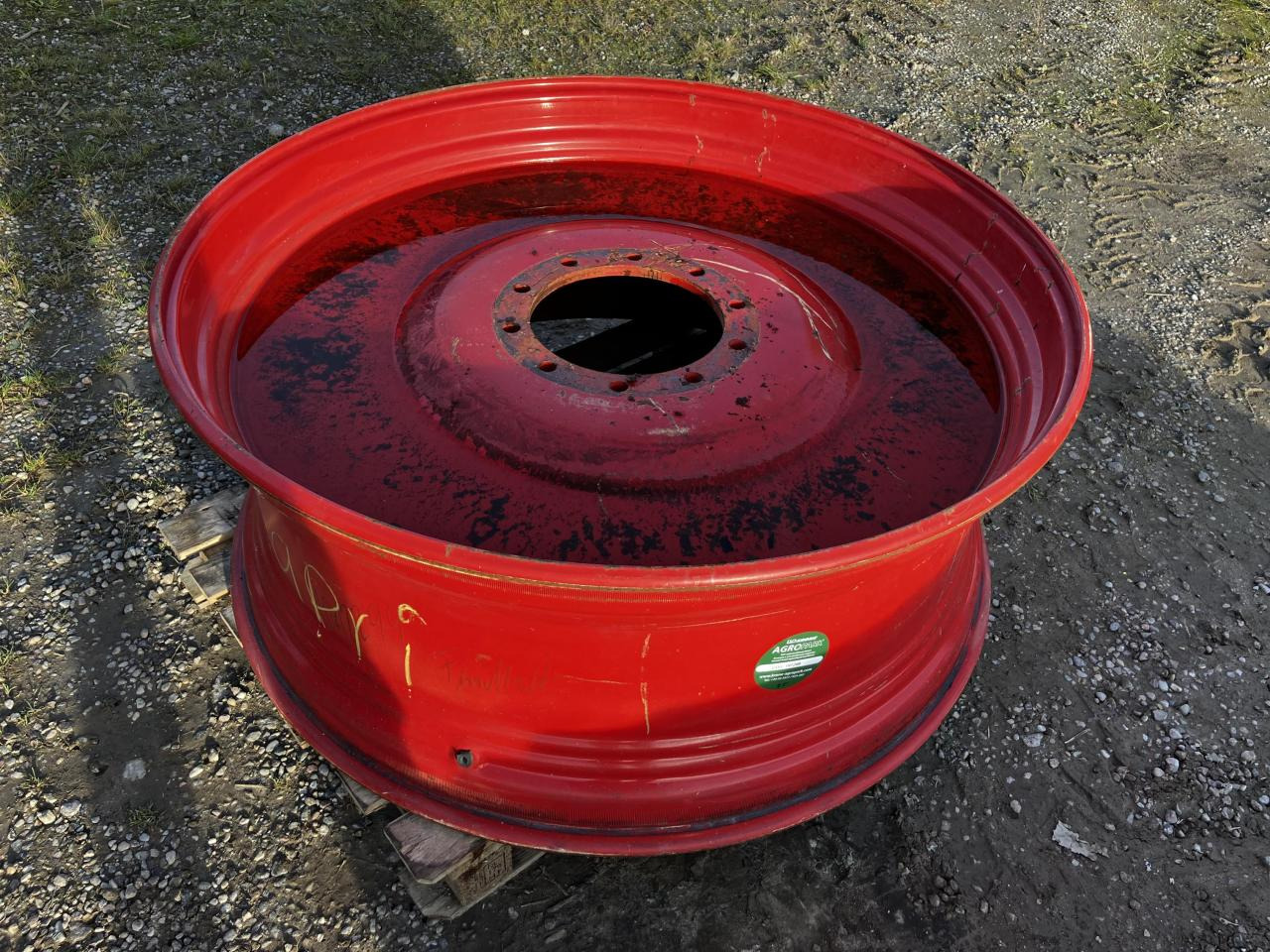 Fendt 18x46 - Шина в категорії Сільськогосподарська техніка: фото 1 Fendt 18x46 - Шина в категорії Сільськогосподарська техніка: фото 1