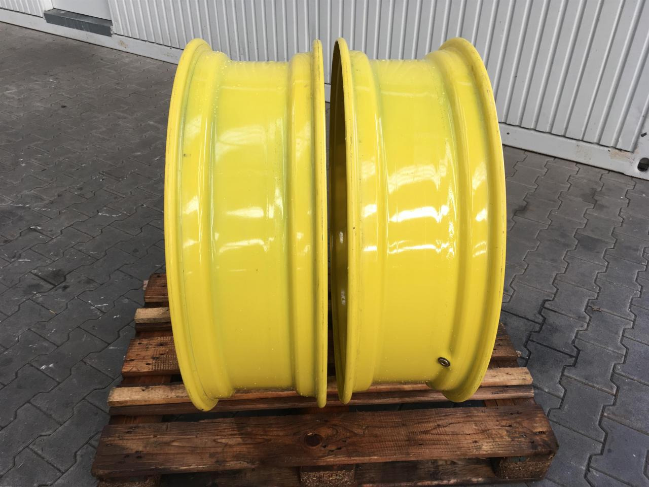 John Deere 10x34 - Шина в категорії Сільськогосподарська техніка: фото 2 John Deere 10x34 - Шина в категорії Сільськогосподарська техніка: фото 2