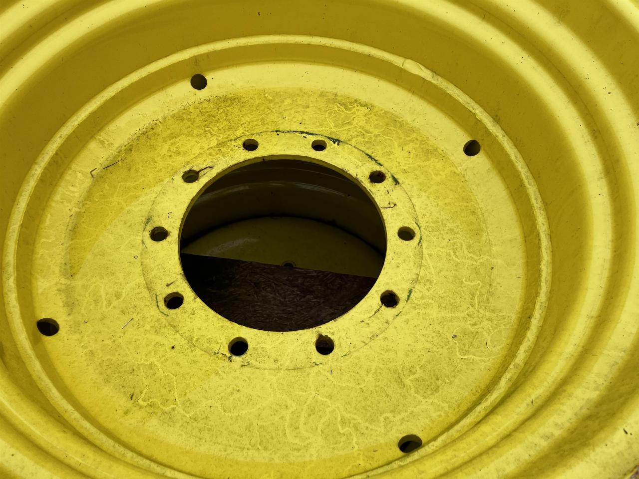 John Deere 18x30 - Шина в категорії Сільськогосподарська техніка: фото 3 John Deere 18x30 - Шина в категорії Сільськогосподарська техніка: фото 3