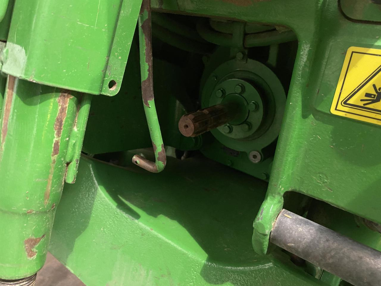 John Deere 7R 350 - Трактор: фото 5 John Deere 7R 350 - Трактор: фото 5