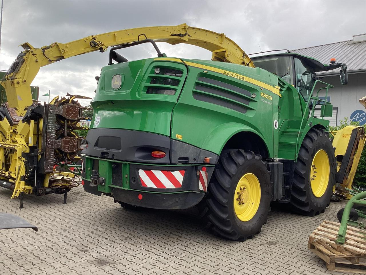 John Deere 8300 - Кормозбиральний комбайн: фото 3 John Deere 8300 - Кормозбиральний комбайн: фото 3