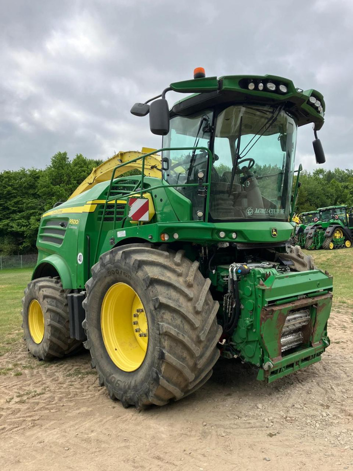 John Deere 8500 - Кормозбиральний комбайн: фото 2 John Deere 8500 - Кормозбиральний комбайн: фото 2
