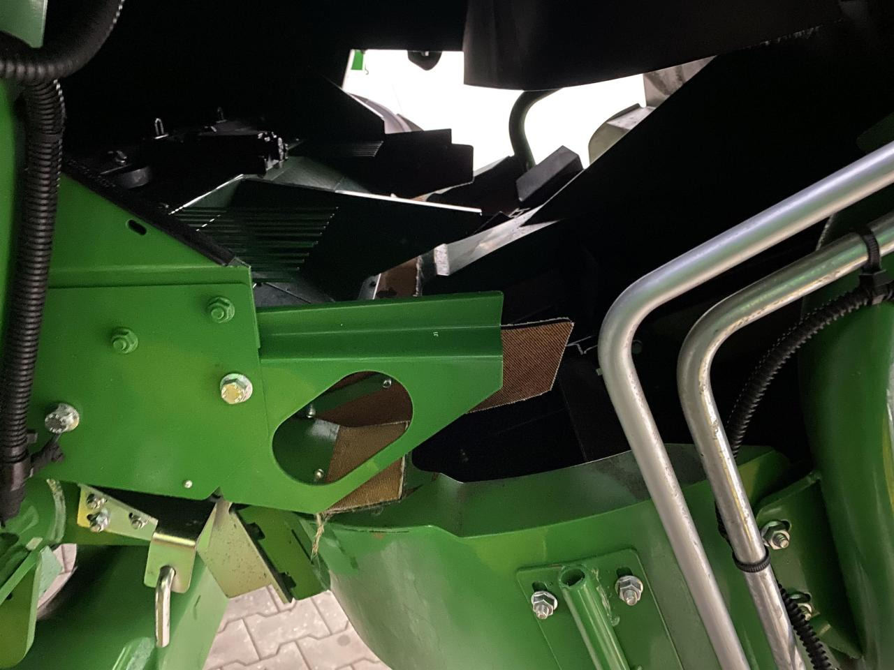John Deere T550i - Зернозбиральний комбайн: фото 3 John Deere T550i - Зернозбиральний комбайн: фото 3