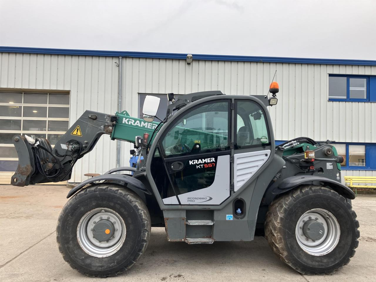 Kramer KT557 - Навантажувач телескопічний: фото 2 Kramer KT557 - Навантажувач телескопічний: фото 2