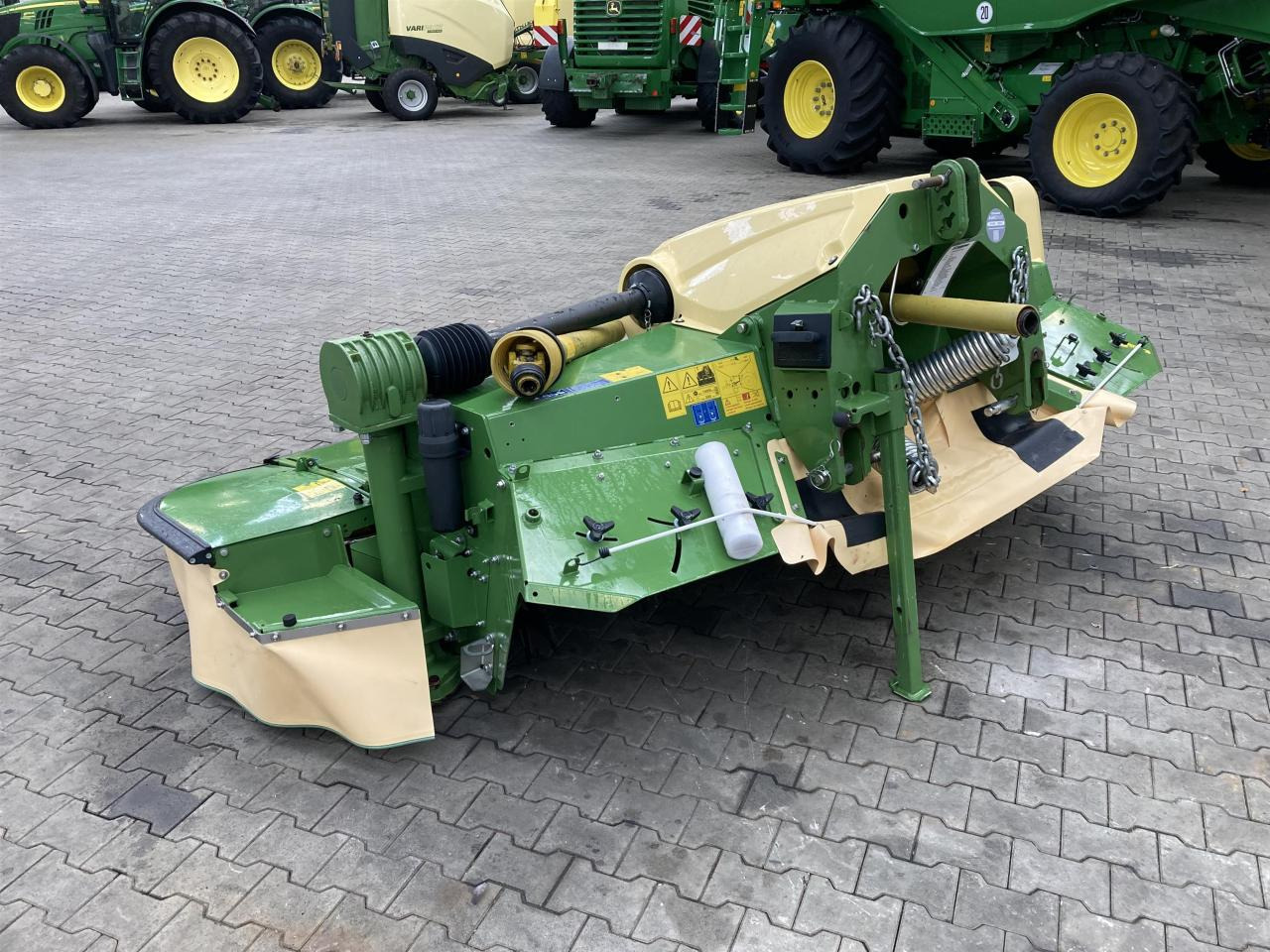 Krone EC F 320 CV - Косарка: фото 3 Krone EC F 320 CV - Косарка: фото 3