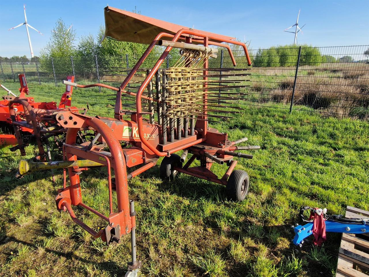 Krone KS 3.30/10 - Сіноворушилка: фото 1 Krone KS 3.30/10 - Сіноворушилка: фото 1