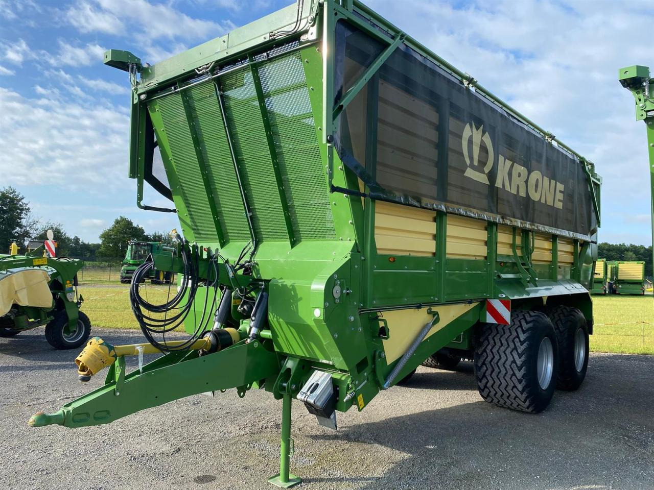 Krone TX 460 D - Сільськогосподарський причіп самоскид: фото 3 Krone TX 460 D - Сільськогосподарський причіп самоскид: фото 3