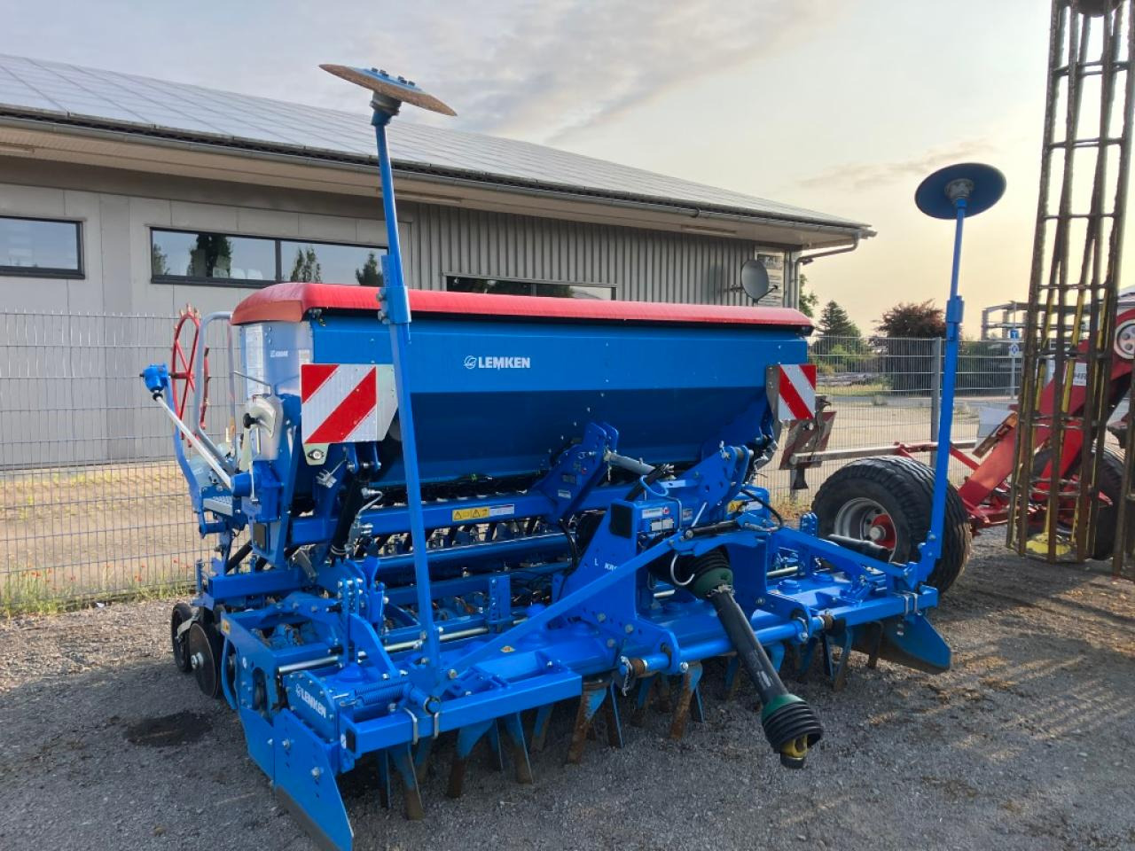 Lemken Saphir 9/300 - Сівалка: фото 2 Lemken Saphir 9/300 - Сівалка: фото 2