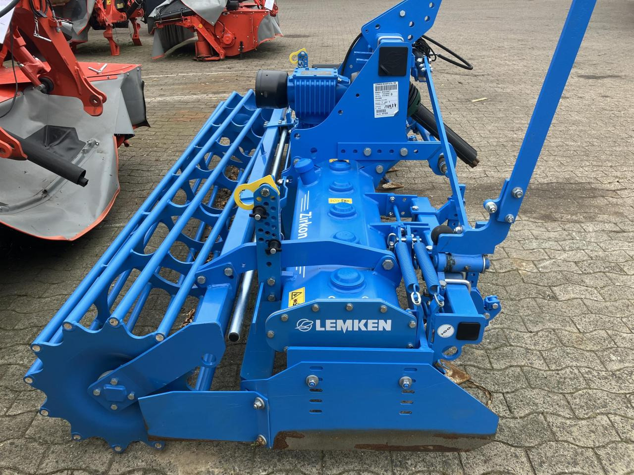 Lemken Zirkon 8/300 - Техніка для обробки ґрунту: фото 5 Lemken Zirkon 8/300 - Техніка для обробки ґрунту: фото 5