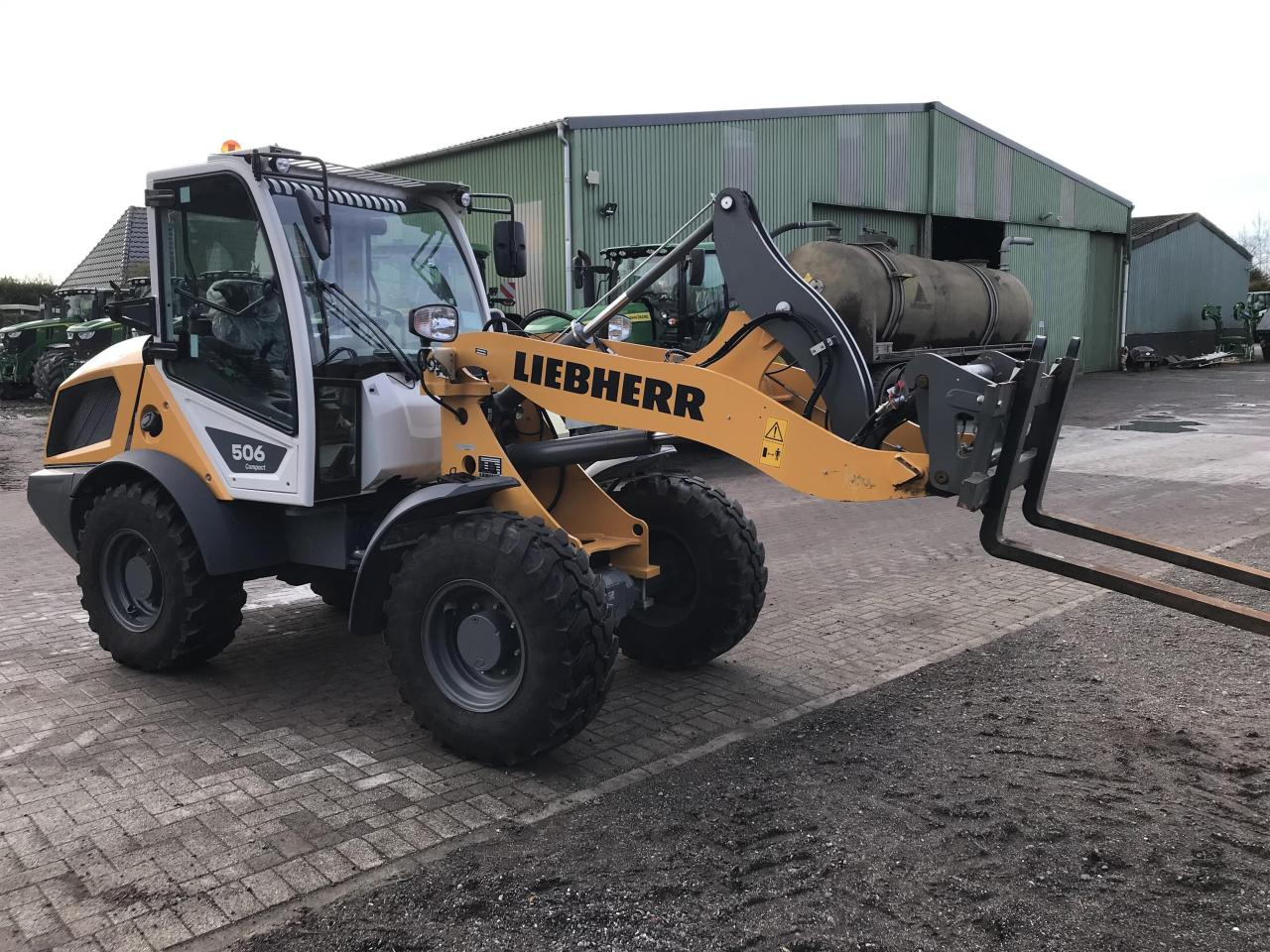 Liebherr 506 Compact - Колісний навантажувач: фото 2 Liebherr 506 Compact - Колісний навантажувач: фото 2