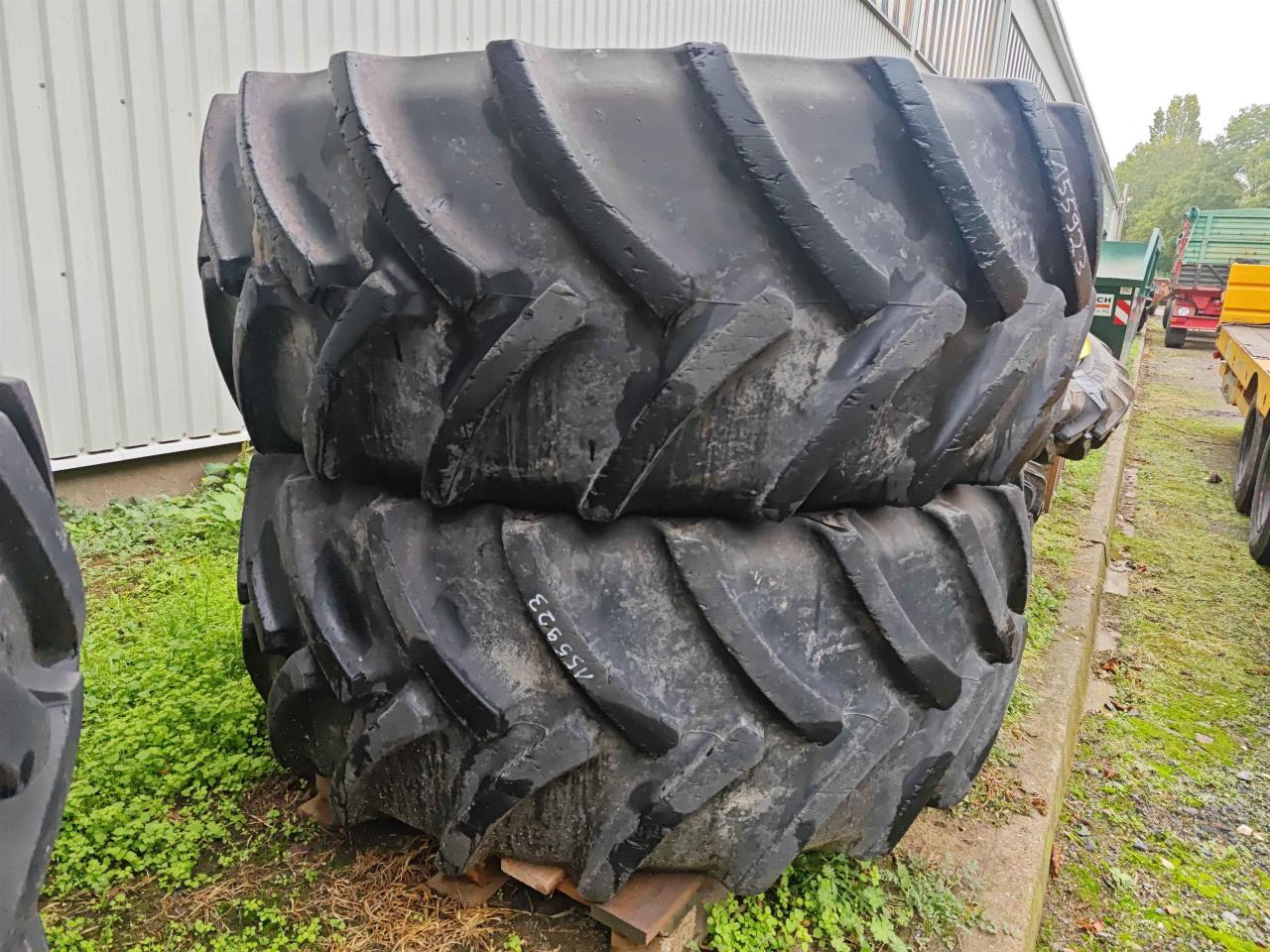 Mitas 600/65R34 - Шина в категорії Сільськогосподарська техніка: фото 3 Mitas 600/65R34 - Шина в категорії Сільськогосподарська техніка: фото 3
