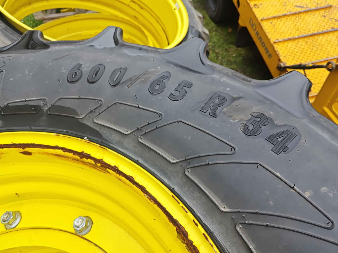 Mitas 600/65R34 - Шина в категорії Сільськогосподарська техніка: фото 5 Mitas 600/65R34 - Шина в категорії Сільськогосподарська техніка: фото 5