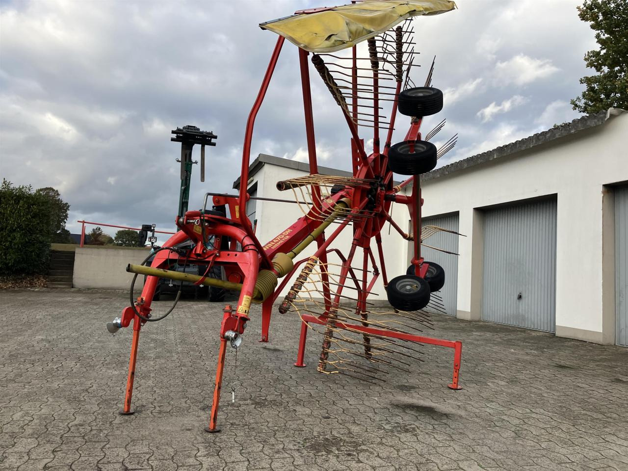 Niemeyer Twin 470 -DH - Сіноворушилка: фото 2 Niemeyer Twin 470 -DH - Сіноворушилка: фото 2