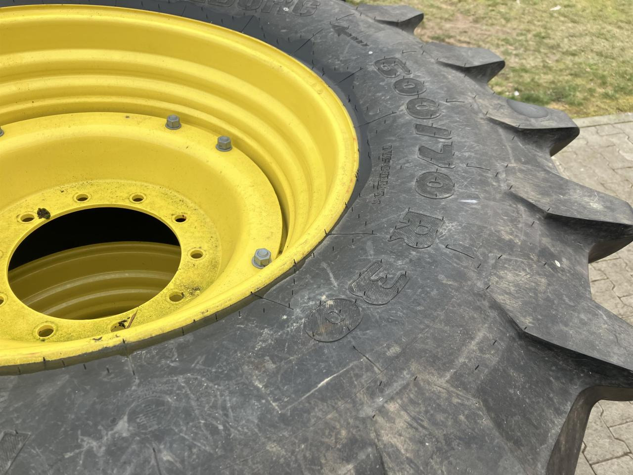 Trelleborg 600/70R30 - Шина в категорії Сільськогосподарська техніка: фото 2 Trelleborg 600/70R30 - Шина в категорії Сільськогосподарська техніка: фото 2