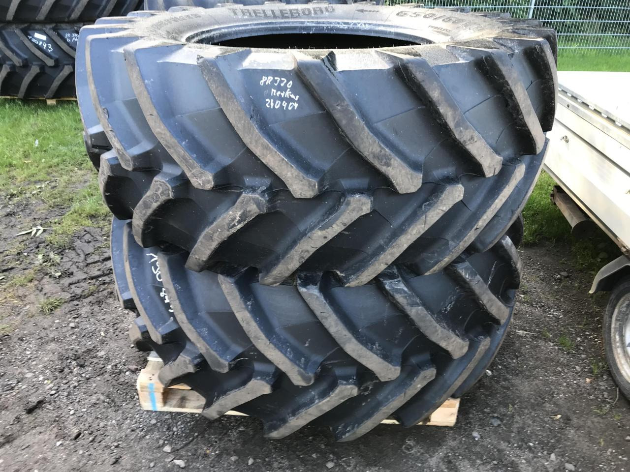 Trelleborg 650/60R34 - Шина в категорії Сільськогосподарська техніка: фото 1 Trelleborg 650/60R34 - Шина в категорії Сільськогосподарська техніка: фото 1