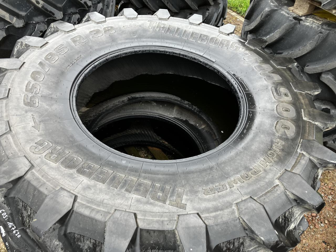 Trelleborg 650/85R38 - Шина в категорії Сільськогосподарська техніка: фото 4 Trelleborg 650/85R38 - Шина в категорії Сільськогосподарська техніка: фото 4