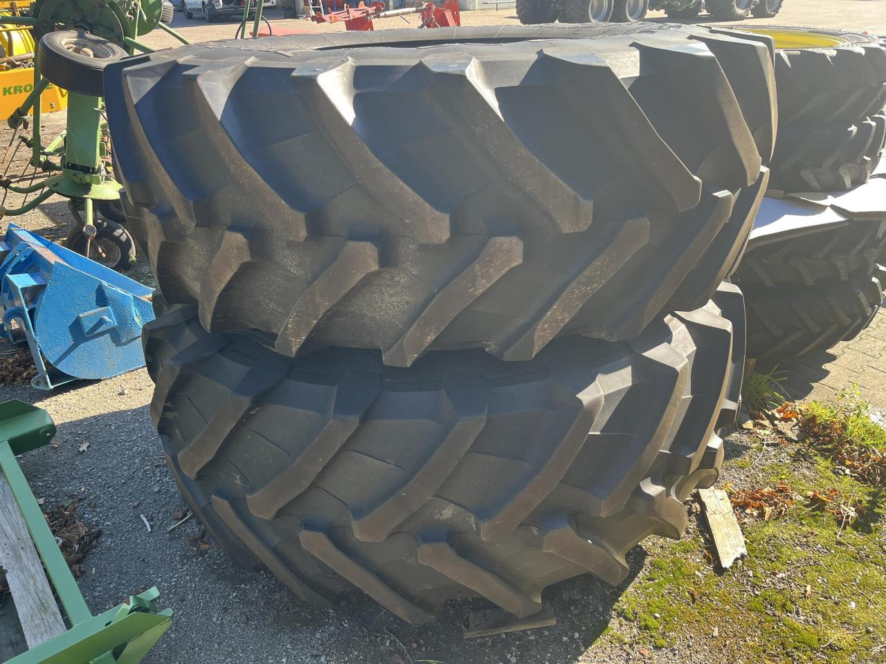 Trelleborg 650/85R38 - Шина в категорії Сільськогосподарська техніка: фото 1 Trelleborg 650/85R38 - Шина в категорії Сільськогосподарська техніка: фото 1