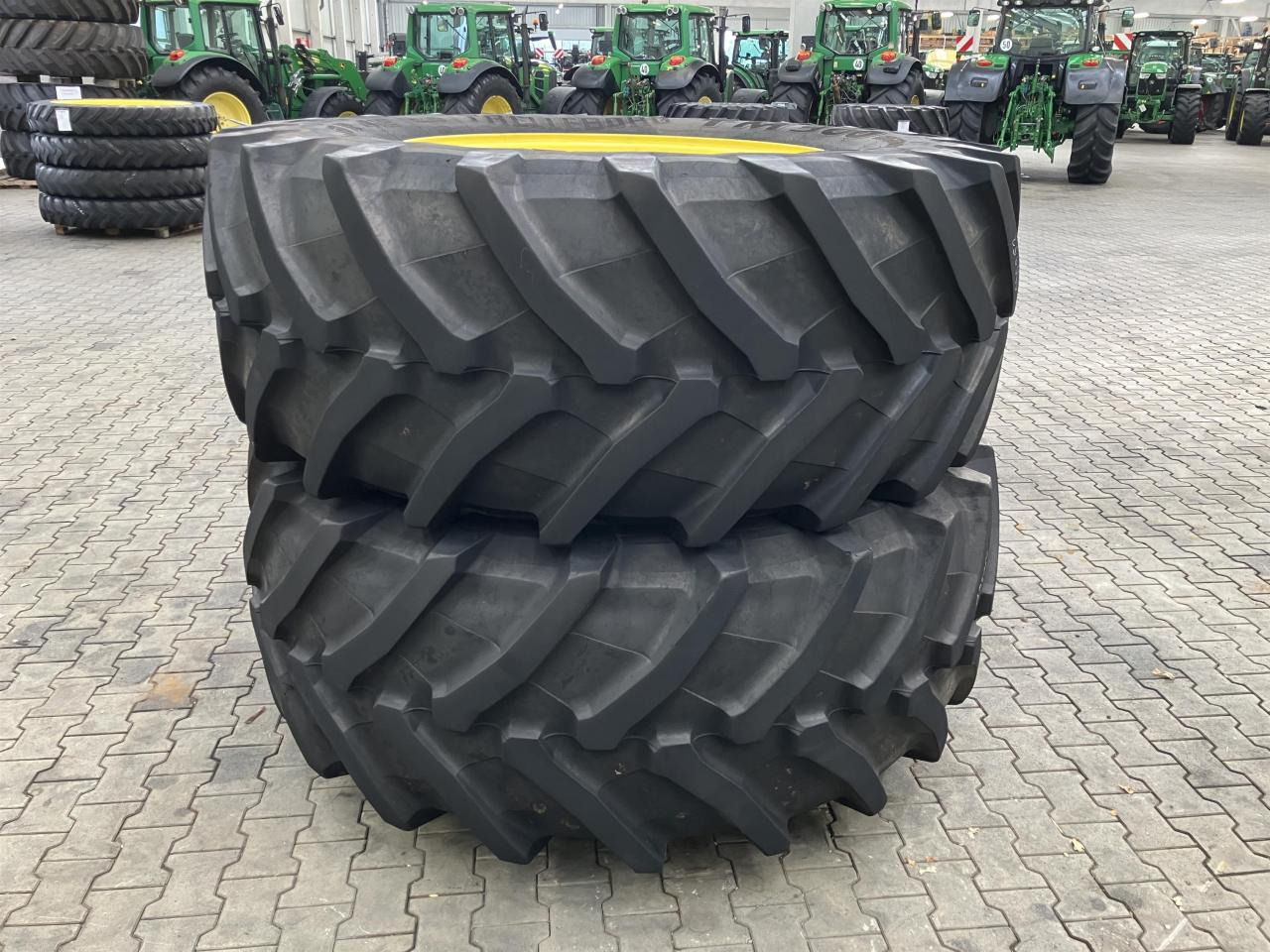 Trelleborg 710/70R42 - Шина в категорії Сільськогосподарська техніка: фото 3 Trelleborg 710/70R42 - Шина в категорії Сільськогосподарська техніка: фото 3