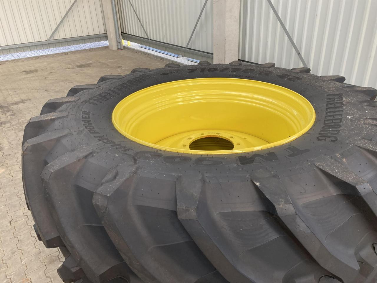 Trelleborg 710/70R42 - Шина в категорії Сільськогосподарська техніка: фото 2 Trelleborg 710/70R42 - Шина в категорії Сільськогосподарська техніка: фото 2
