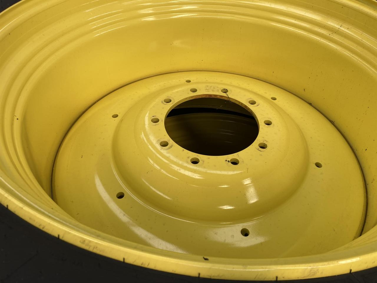 Trelleborg 710/70R42 - Шина в категорії Сільськогосподарська техніка: фото 3 Trelleborg 710/70R42 - Шина в категорії Сільськогосподарська техніка: фото 3