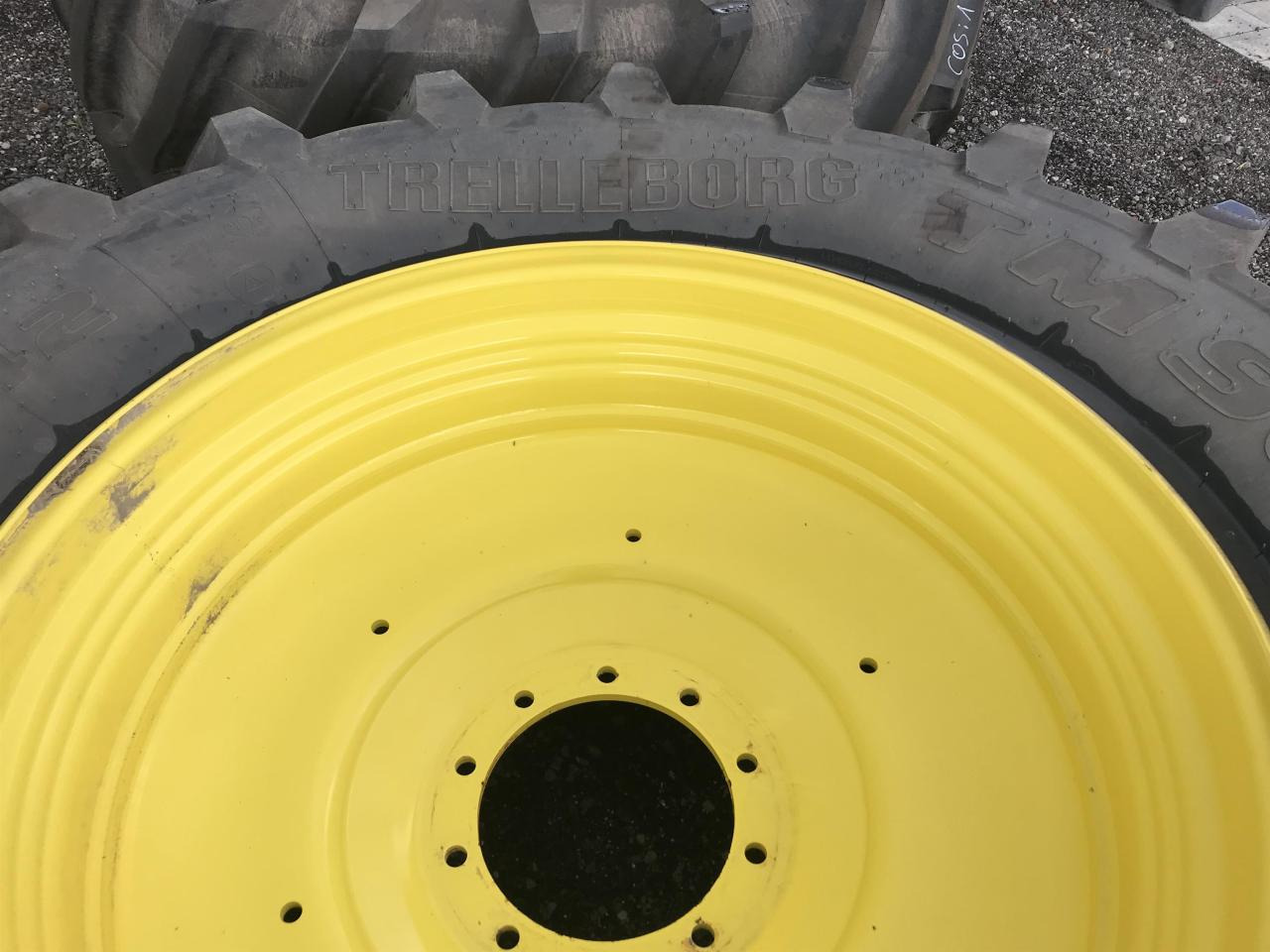 Trelleborg 710/70R42 - Шина в категорії Сільськогосподарська техніка: фото 2 Trelleborg 710/70R42 - Шина в категорії Сільськогосподарська техніка: фото 2