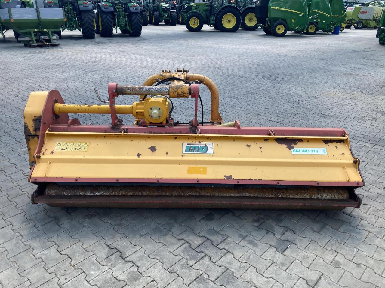 Uni Ino Uni 270 - Косарка-подрібнювач: фото 3 Uni Ino Uni 270 - Косарка-подрібнювач: фото 3