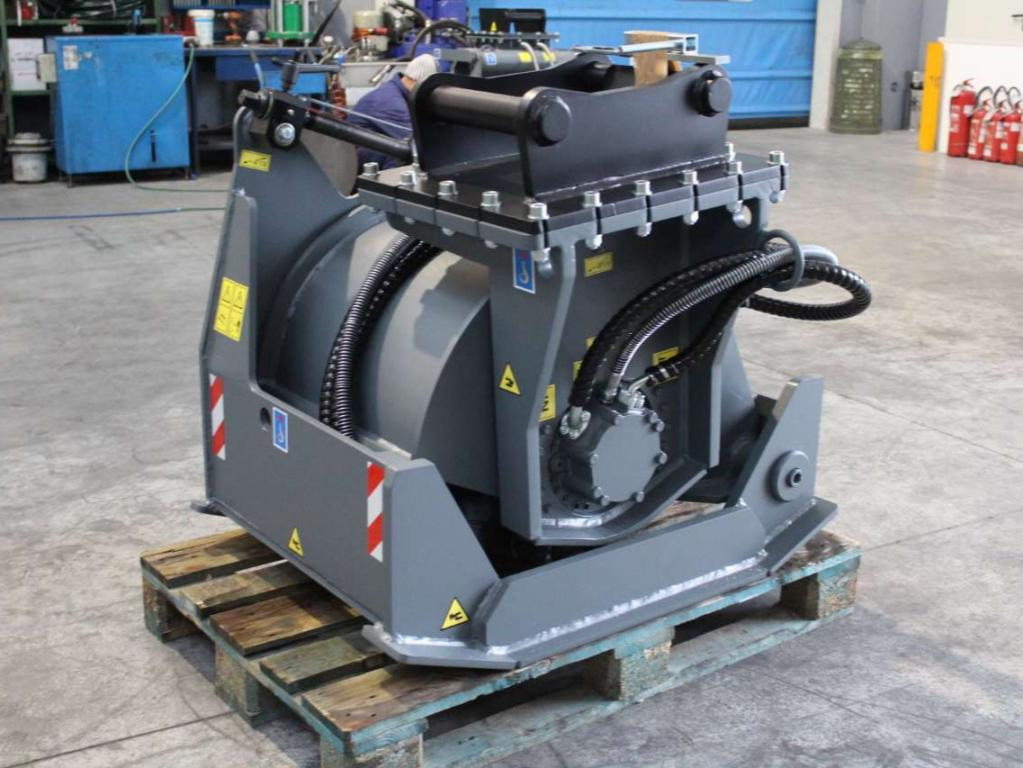 CM CM Crusher FSE 45.15 - Дорожня фреза, Навісне обладнання: фото 1 CM CM Crusher FSE 45.15 - Дорожня фреза, Навісне обладнання: фото 1