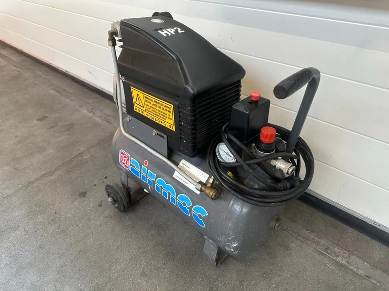 Airmec FIAC BXA 25200 Elektrische Zuigercompressor 2 PK 150 L / min 8 Bar - Повітряний компресор: фото 4 Airmec FIAC BXA 25200 Elektrische Zuigercompressor 2 PK 150 L / min 8 Bar - Повітряний компресор: фото 4
