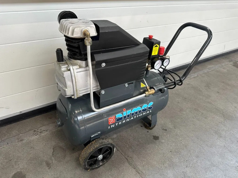 Airmec KA25200 C 2 PK 200 L / min 8 Bar Elektrische Zuigercompressor - Повітряний компресор: фото 2 Airmec KA25200 C 2 PK 200 L / min 8 Bar Elektrische Zuigercompressor - Повітряний компресор: фото 2