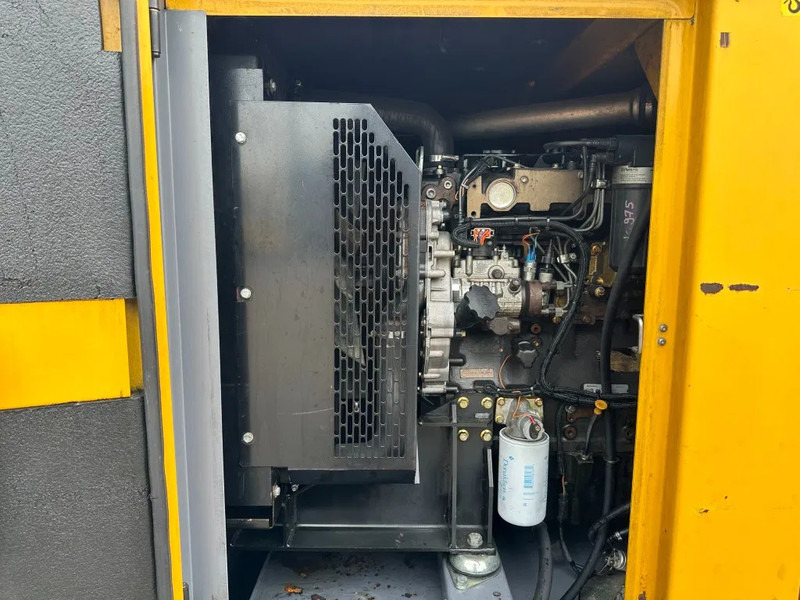 Atlas-Copco QAS 100 Perkins Leroy Somer 100 kVA Silent Rental generatorset - Електричний генератор: фото 4 Atlas-Copco QAS 100 Perkins Leroy Somer 100 kVA Silent Rental generatorset - Електричний генератор: фото 4