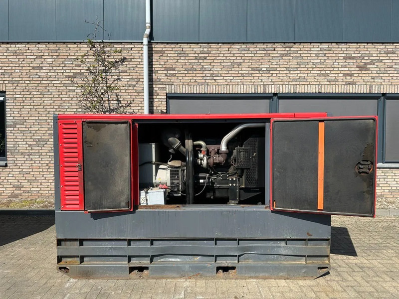 Atlas-Copco QAS 60 Perkins Stamford 60 kVA Silent Rental generatorset - Електричний генератор: фото 3 Atlas-Copco QAS 60 Perkins Stamford 60 kVA Silent Rental generatorset - Електричний генератор: фото 3