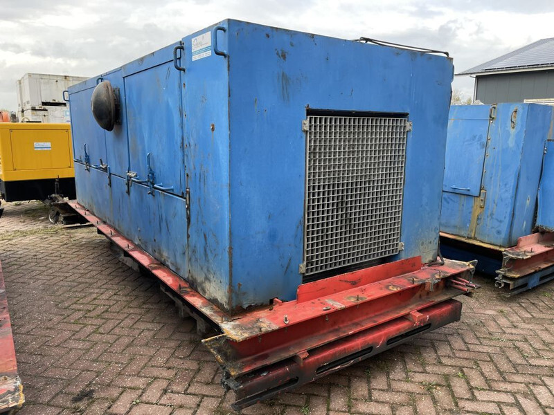 Caterpillar C13 Leroy Somer 400 kVA Silent generatorset - Електричний генератор: фото 4 Caterpillar C13 Leroy Somer 400 kVA Silent generatorset - Електричний генератор: фото 4