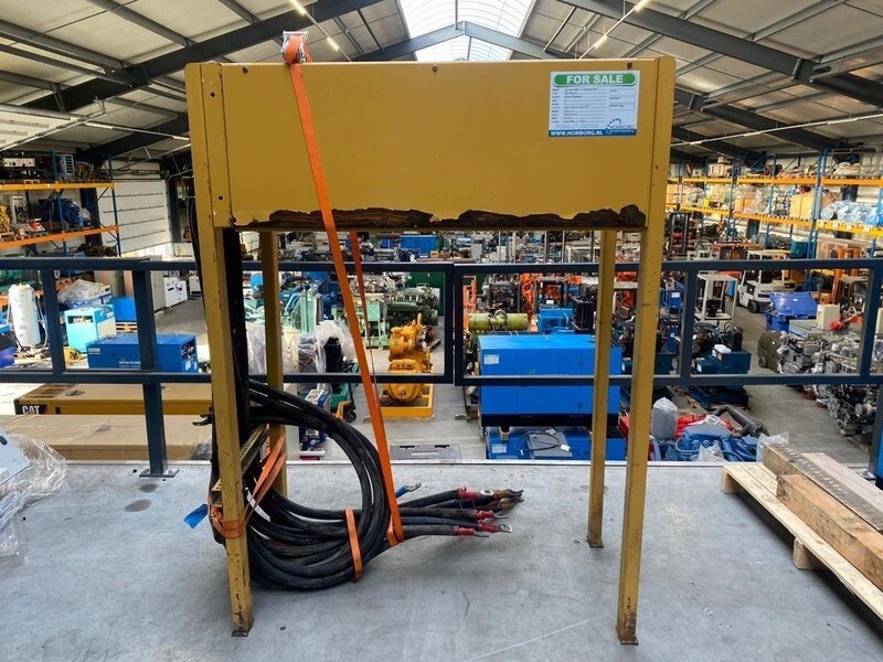 Caterpillar Schneider 1600 Ampere Vermogensschakelaar Breaker 1000 kVA - Електричний генератор: фото 1 Caterpillar Schneider 1600 Ampere Vermogensschakelaar Breaker 1000 kVA - Електричний генератор: фото 1