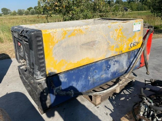 Compair C62HS Deutz 6.2 m3 / min Silent Diesel Schroefcompressor - Повітряний компресор: фото 5 Compair C62HS Deutz 6.2 m3 / min Silent Diesel Schroefcompressor - Повітряний компресор: фото 5