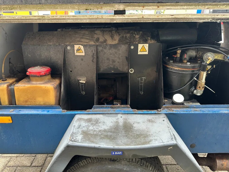 Повітряний компресор Compair H2180 Deutz 2.1 m3 / min 28 kW 7 Bar Mobiele Diesel Compressor met kenteken: фото 12 Повітряний компресор Compair H2180 Deutz 2.1 m3 / min 28 kW 7 Bar Mobiele Diesel Compressor met kenteken: фото 12