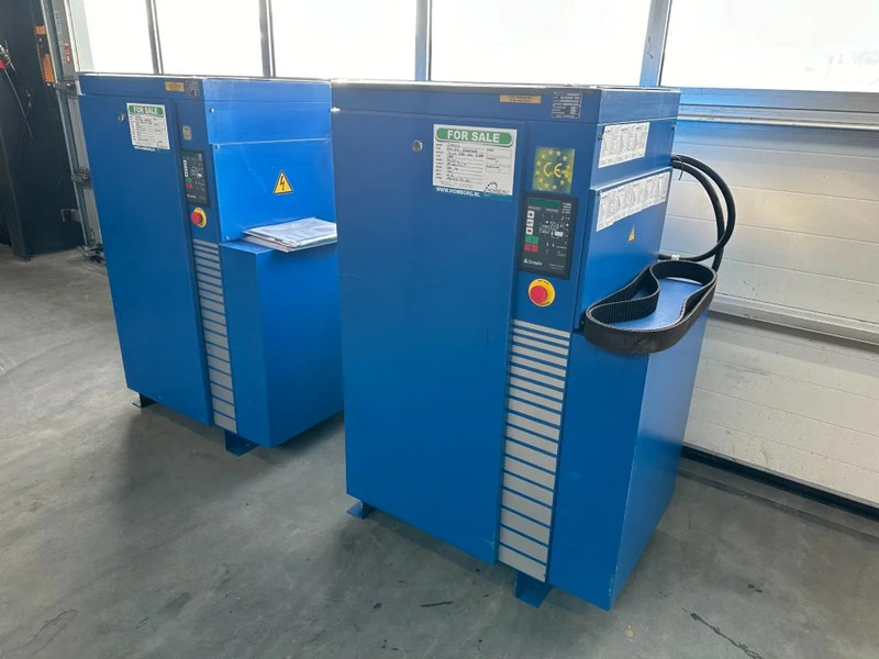 Compair MSK-G22 Elektrische Schroefcompressor 22 kW 3000 L / min 10 Bar - Повітряний компресор: фото 1 Compair MSK-G22 Elektrische Schroefcompressor 22 kW 3000 L / min 10 Bar - Повітряний компресор: фото 1